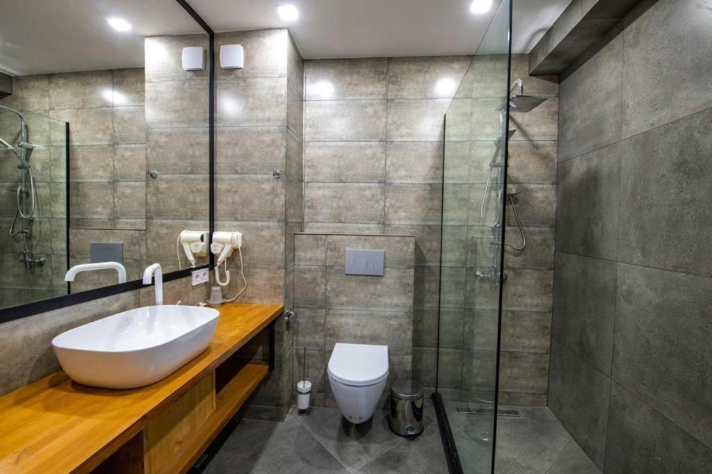 Genesis Bakuriani Hotel Ngoại thất bức ảnh